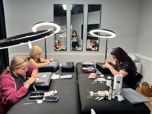 1:1 lash course
